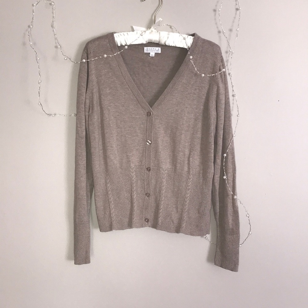 🌟PRICE DROP🌟 Light brown sweater